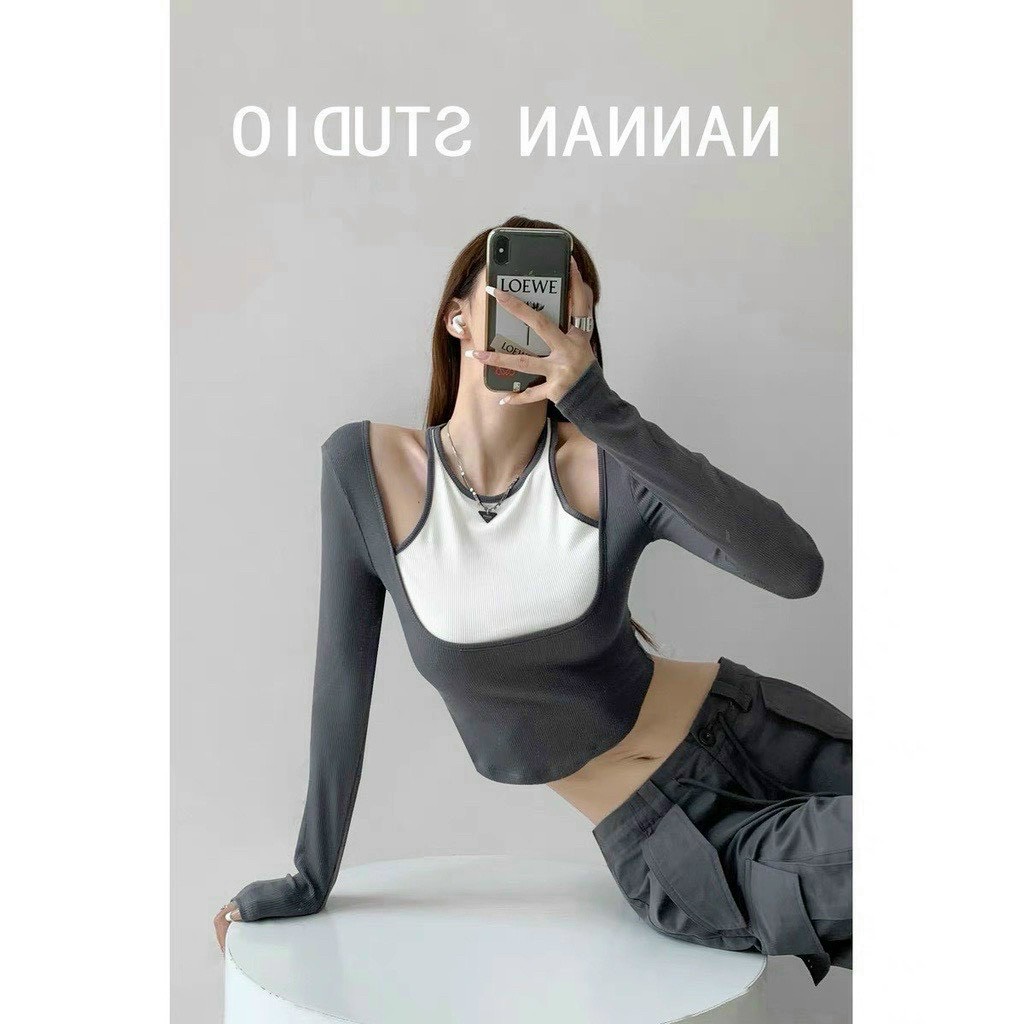 ÁO THUN GÂN KIỂU CỔ YẾM BA LỖ SẸC XI