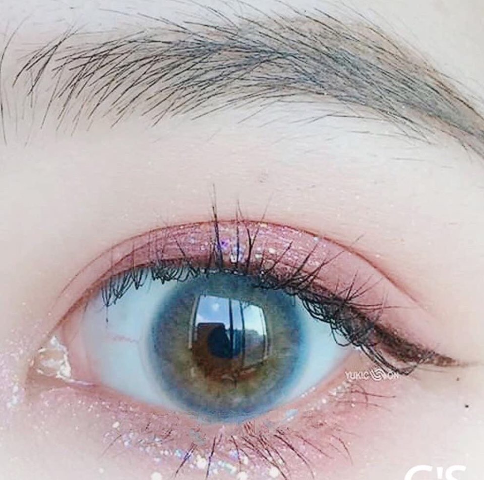 Contact Lens Xanh Biển - Sử Dụng 1 Năm Tặng Kèm Khay Đựng