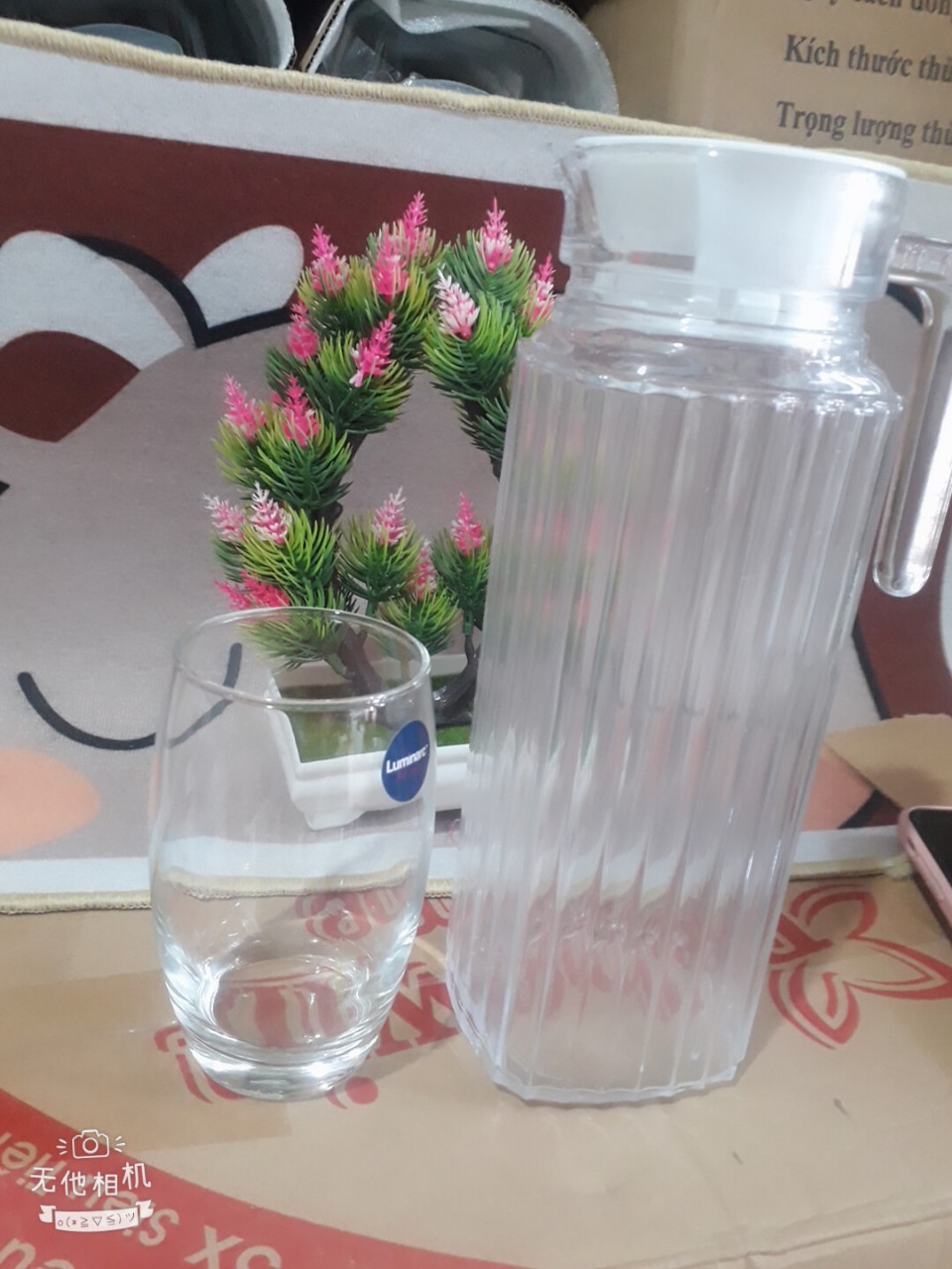 [HCM]BÌNH THỦY TINH KÈM LY DUNG TÍCH 1L