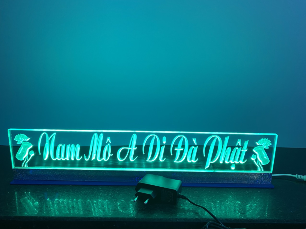 Tranh điện đèn led đổi Nam Mô A Di Đà Phật