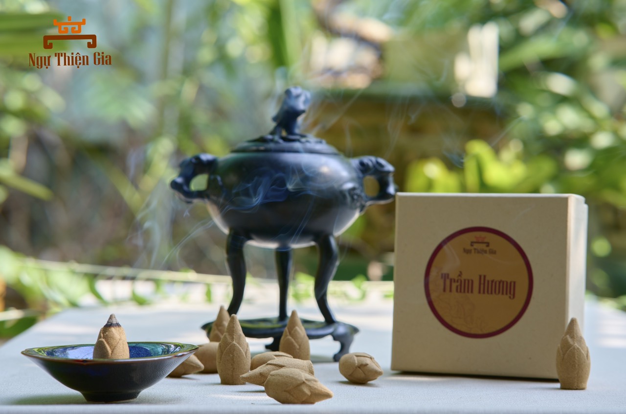 Trầm Hương nụ