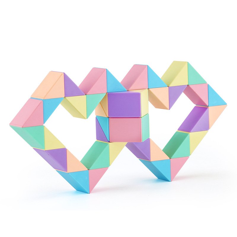 Rubik Snake - đồ chơi xếp hình sáng tạo mới nhất 2023