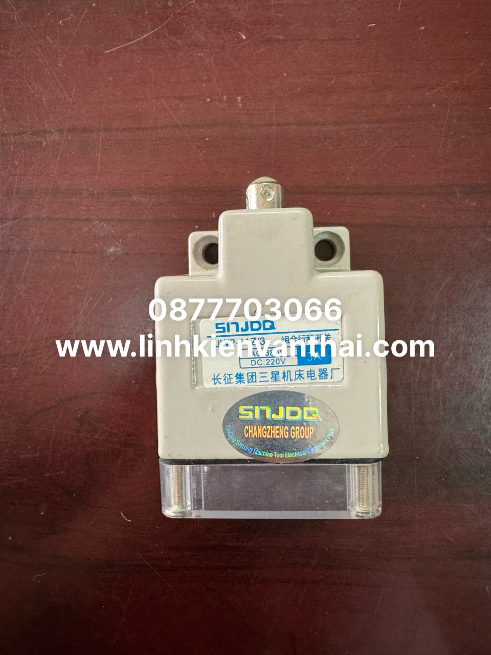 CÔNG TẮC HÀNH TRÌNH 3 ĐẦU/ 77x55mm/231g