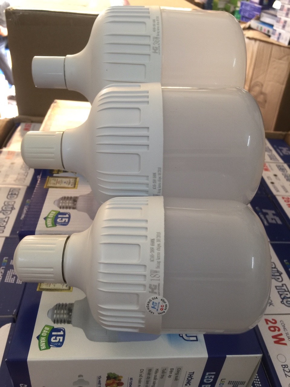 Bộ 5 bóng đèn led Bulb chống nước 5w ( ánh sáng vàng )
