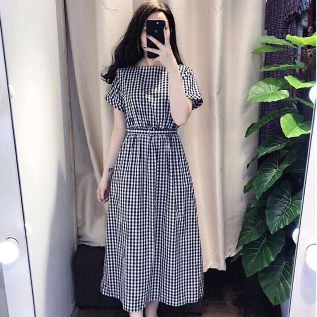 Đầm caro form dài kèm belt