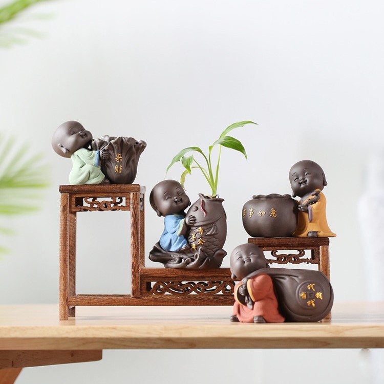 Tượng Chú Tiểu Và Chậu Gốm Cầu Phúc 02