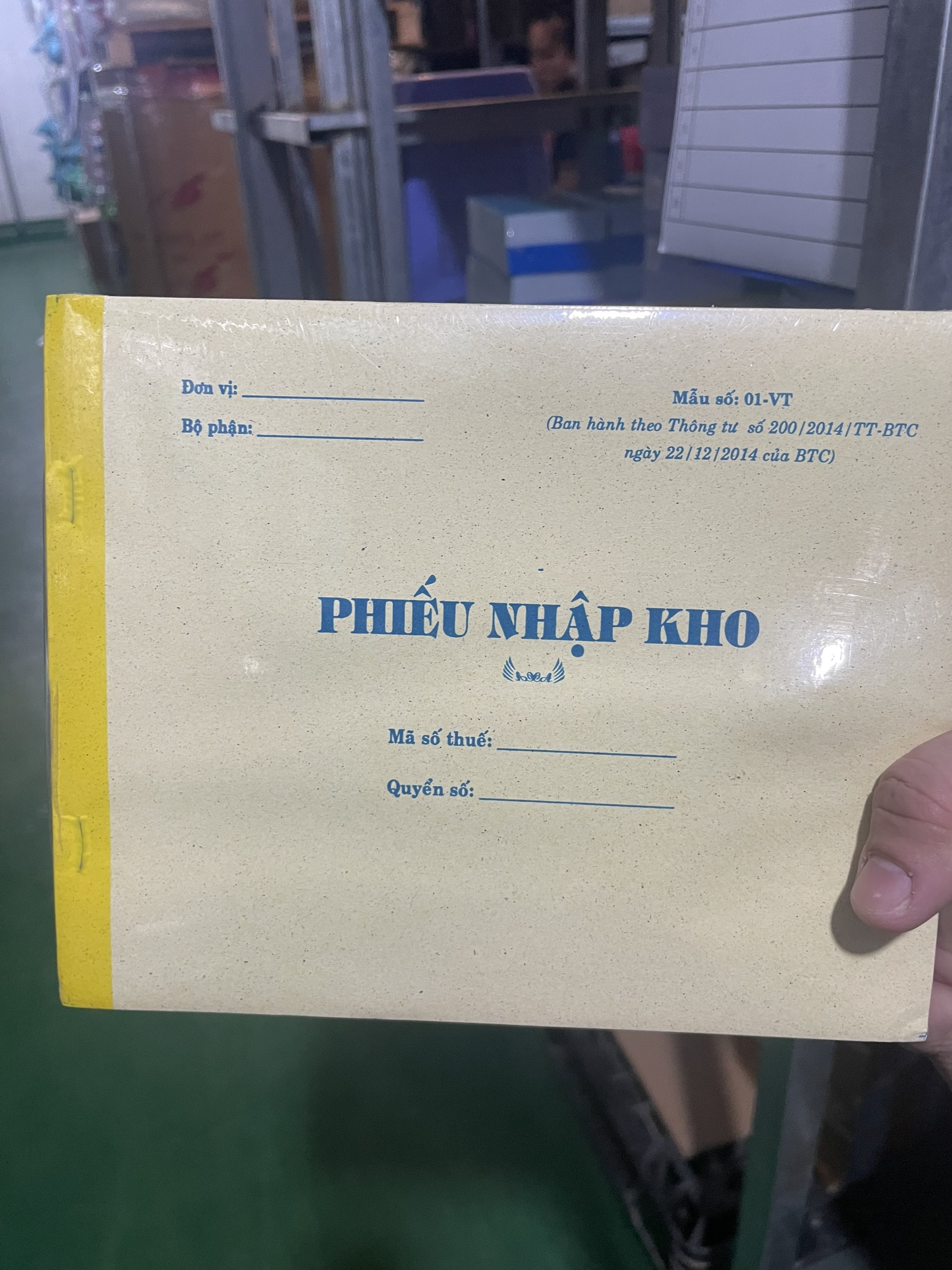 (1 Quyển) Phiếu nhập kho 3 liên A5 (150 tờ) khổ 16x20