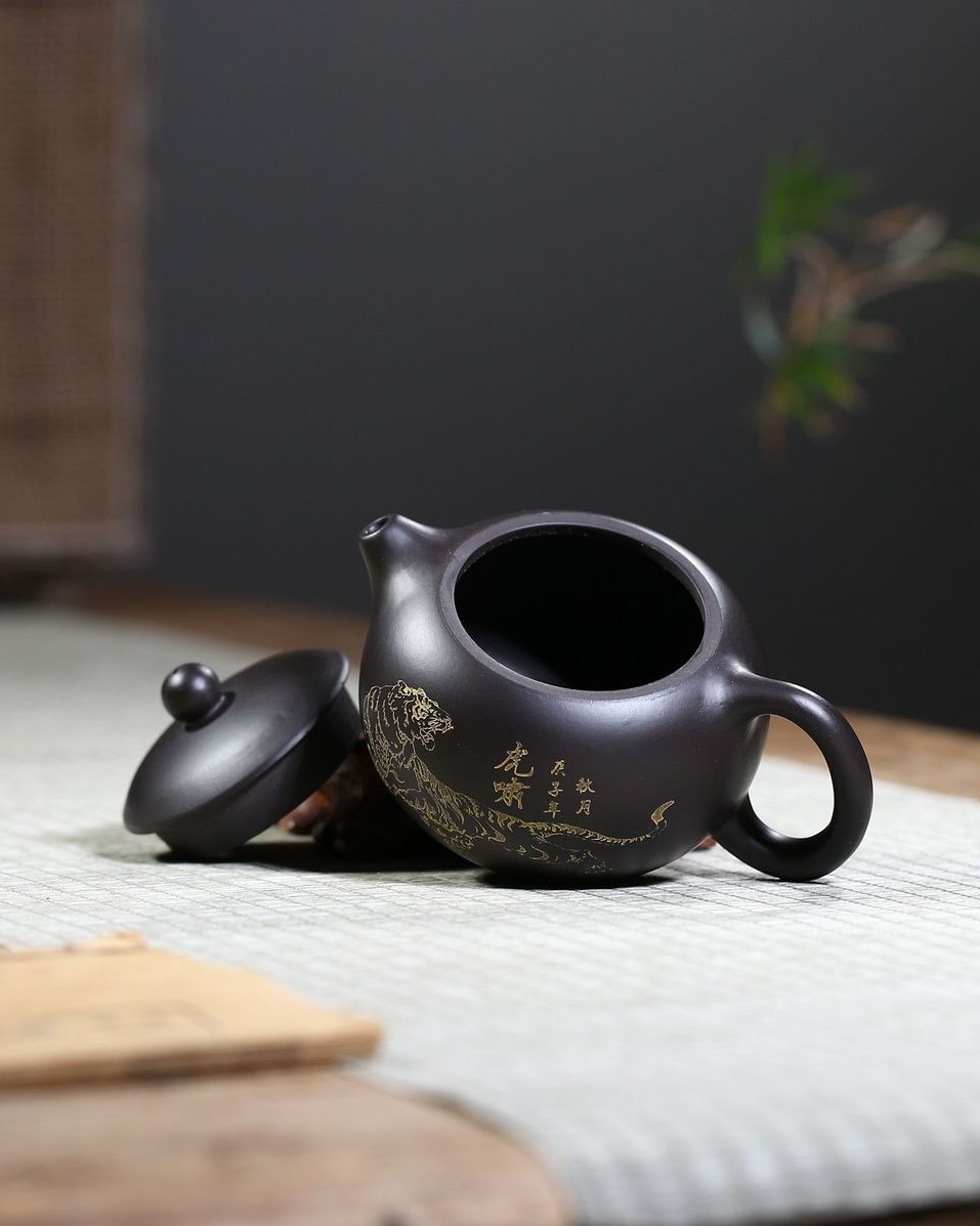 Ấm Tử Sa Nghi Hưng Tây Thi 220 ml (Hắc Chu Nê)
