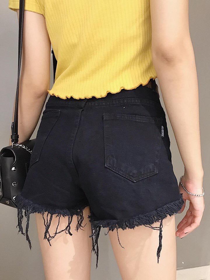 QUần short tua rua vải kaki