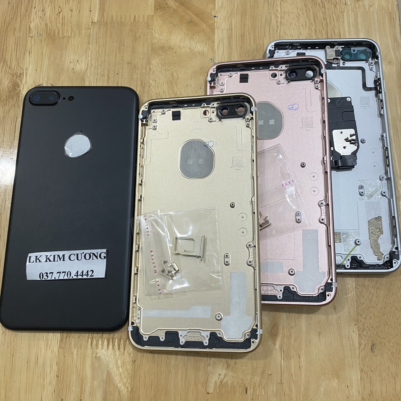 Bộ vỏ thay thế IP 7 PLUS ZIN (TEM ĐỎ)