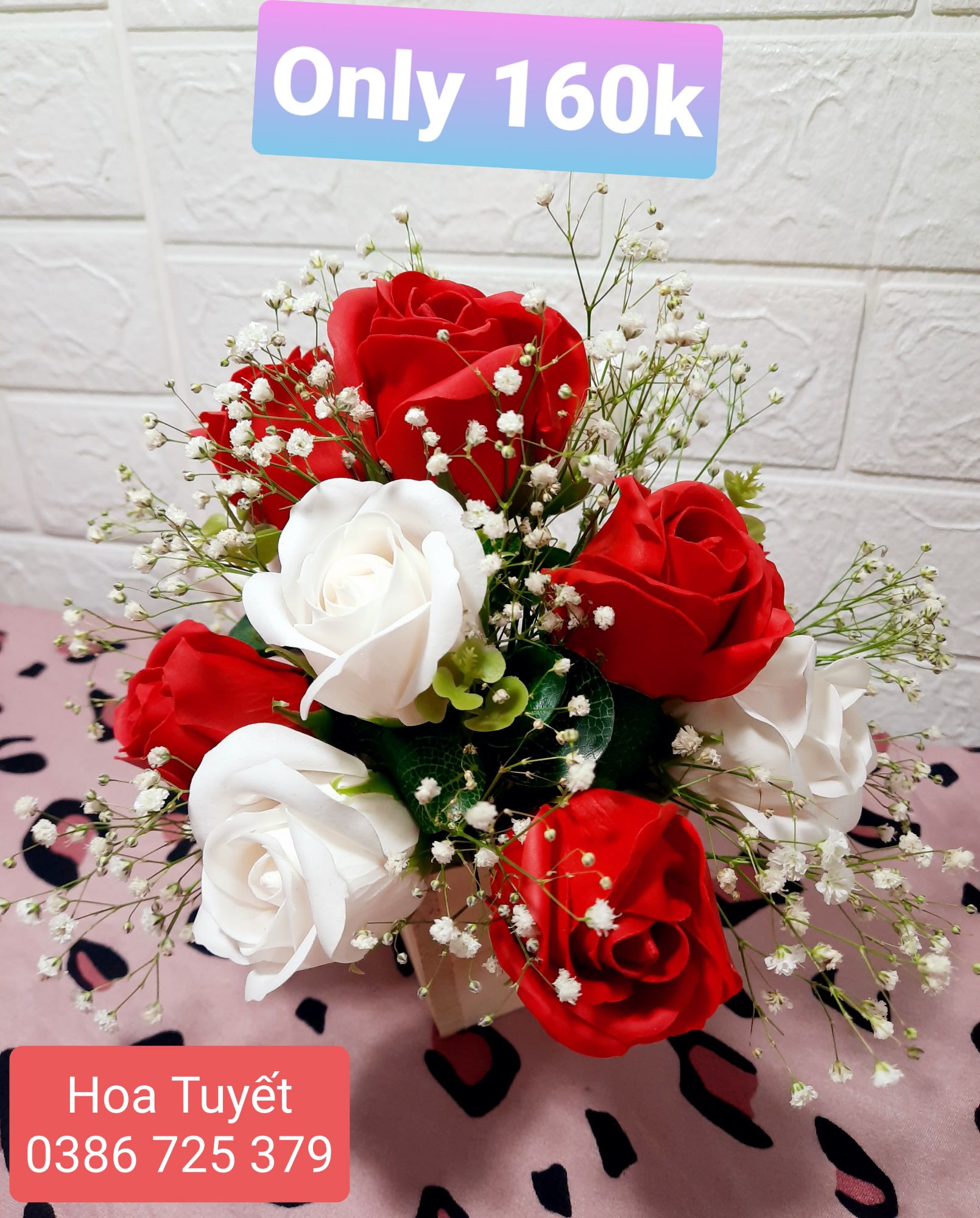 BGHM160001 Bình hoa hồng gỗ 12 bông