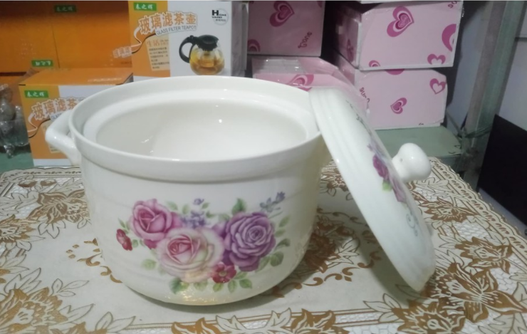 Âu sứ có nắp sứ đựng cơm canh