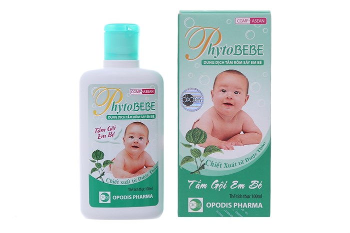 Tắm gội em bé PHYTOBEBE