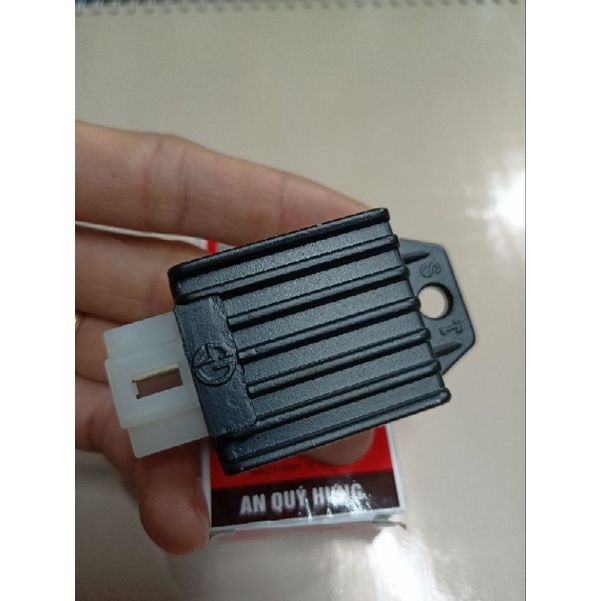 Cục sạc xe máy drem, wave và các dòng xe số