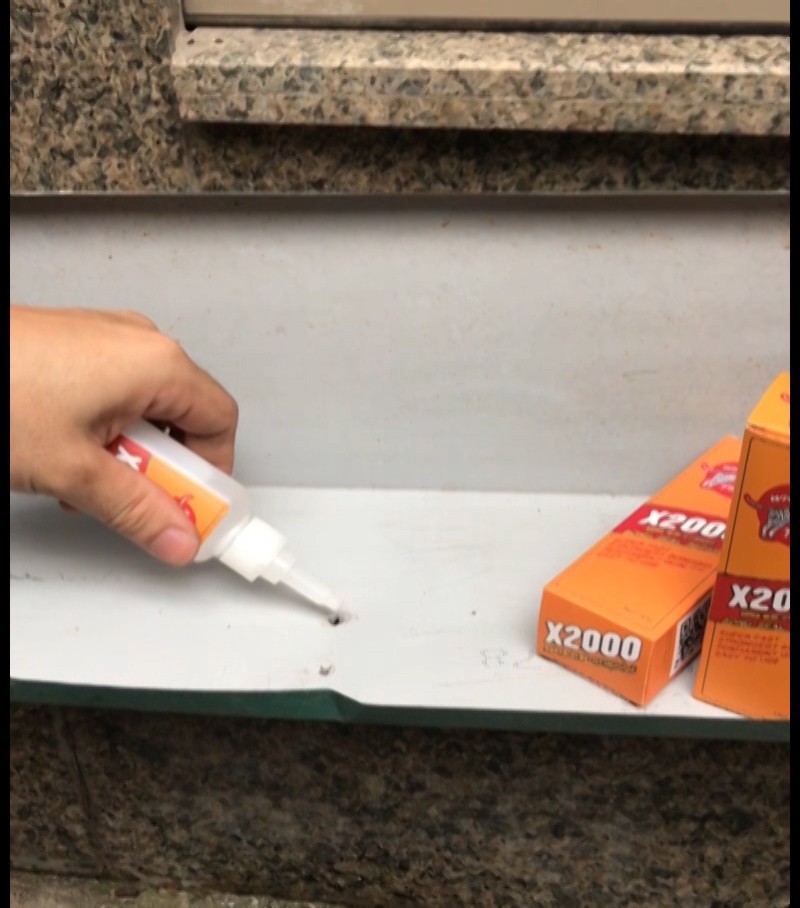 Keo dán siêu dính X2000