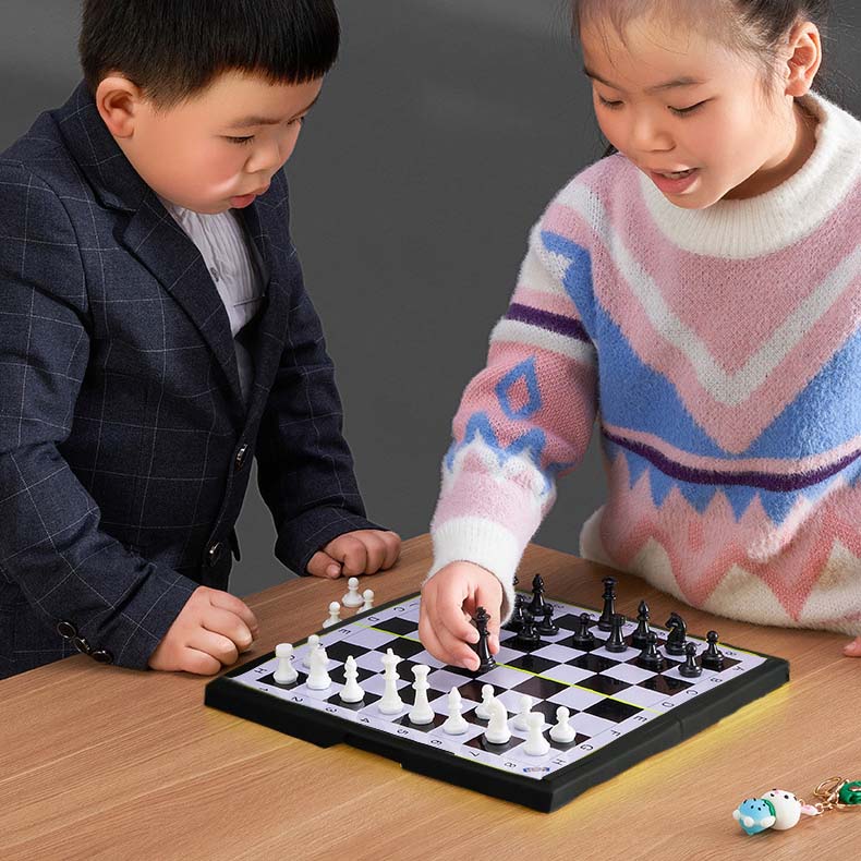 Đồ chơi cờ vua nam châm mini mới nhất 2022
