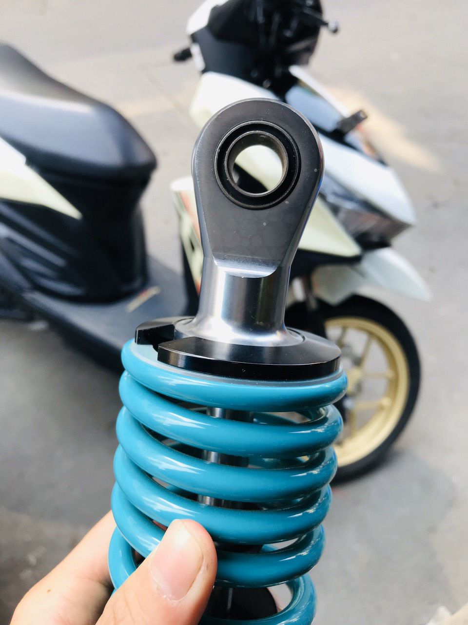 [HCM]phuộc nitron gắn vario click Nouvo bình dầu dươi