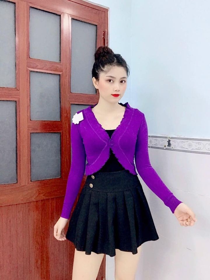 Áo khoác len croptop 1 nút tay dài