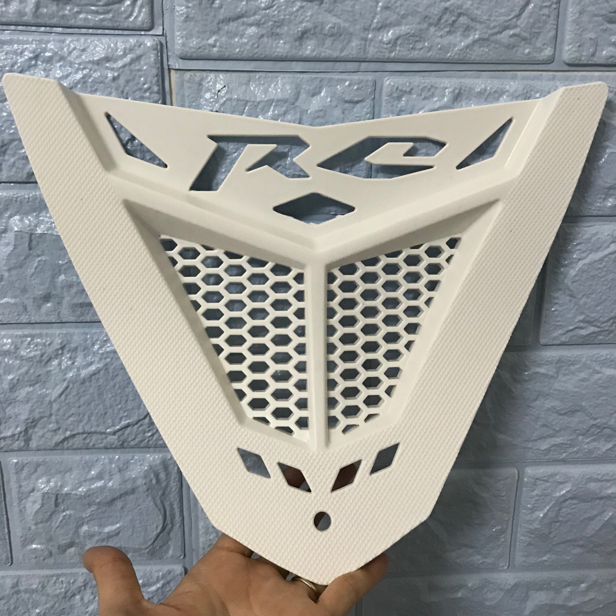 chắn bùn trước exciter 135