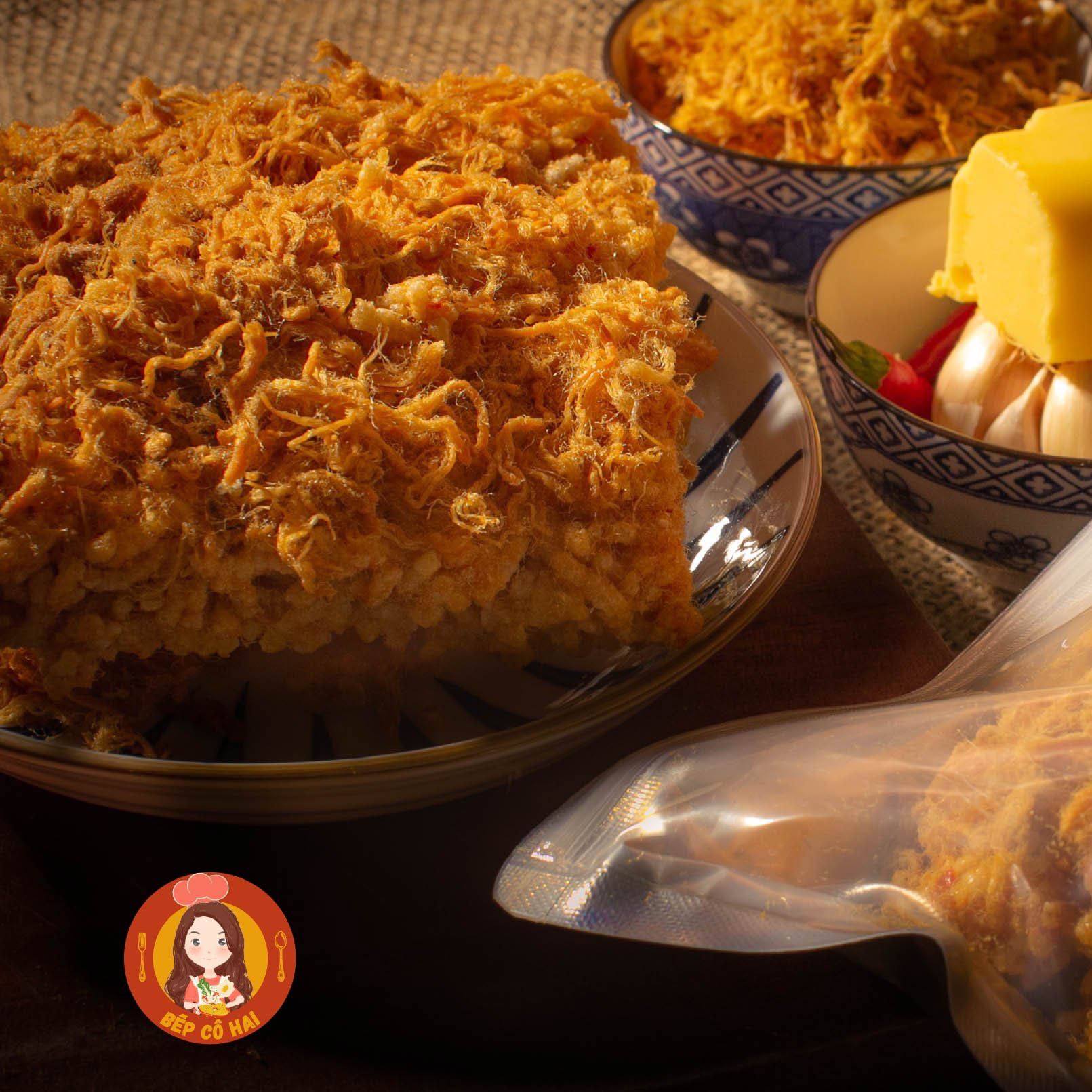 Ăn vặt cơm cháy bơ tỏi Bếp Cô Hai 250gr