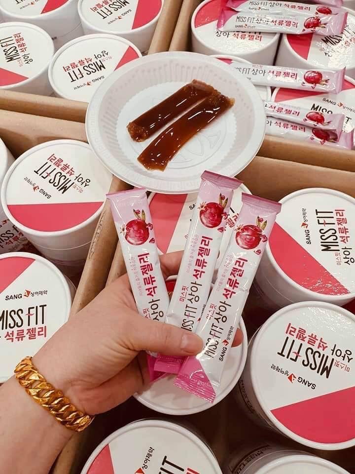 NỬA HỘP 15 GÓI THẠCH LỰU SANGA MISS FIT BỔ SUNG VITAMIN - COLLAGEN - THƠM NGON - BỔ DƯỠNG - ĂN LÀ GHIỀN - 4461 - NỬA HỘP 15GÓI - sản phẩm tốt chất lượng cao, sản phẩm cam kết giống như hình, ĐƯỢC ƯA CHUỘNG SĂN ĐÓN TRÊN THỊ TRƯỜNG HIỆN NAY