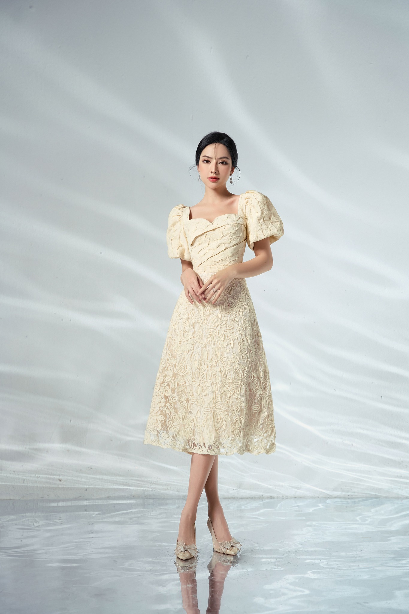 OLV - Đầm Bertha Lace Midi Dress