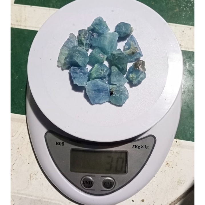 Viên đá xanh thanh tẩy Aquamarine
