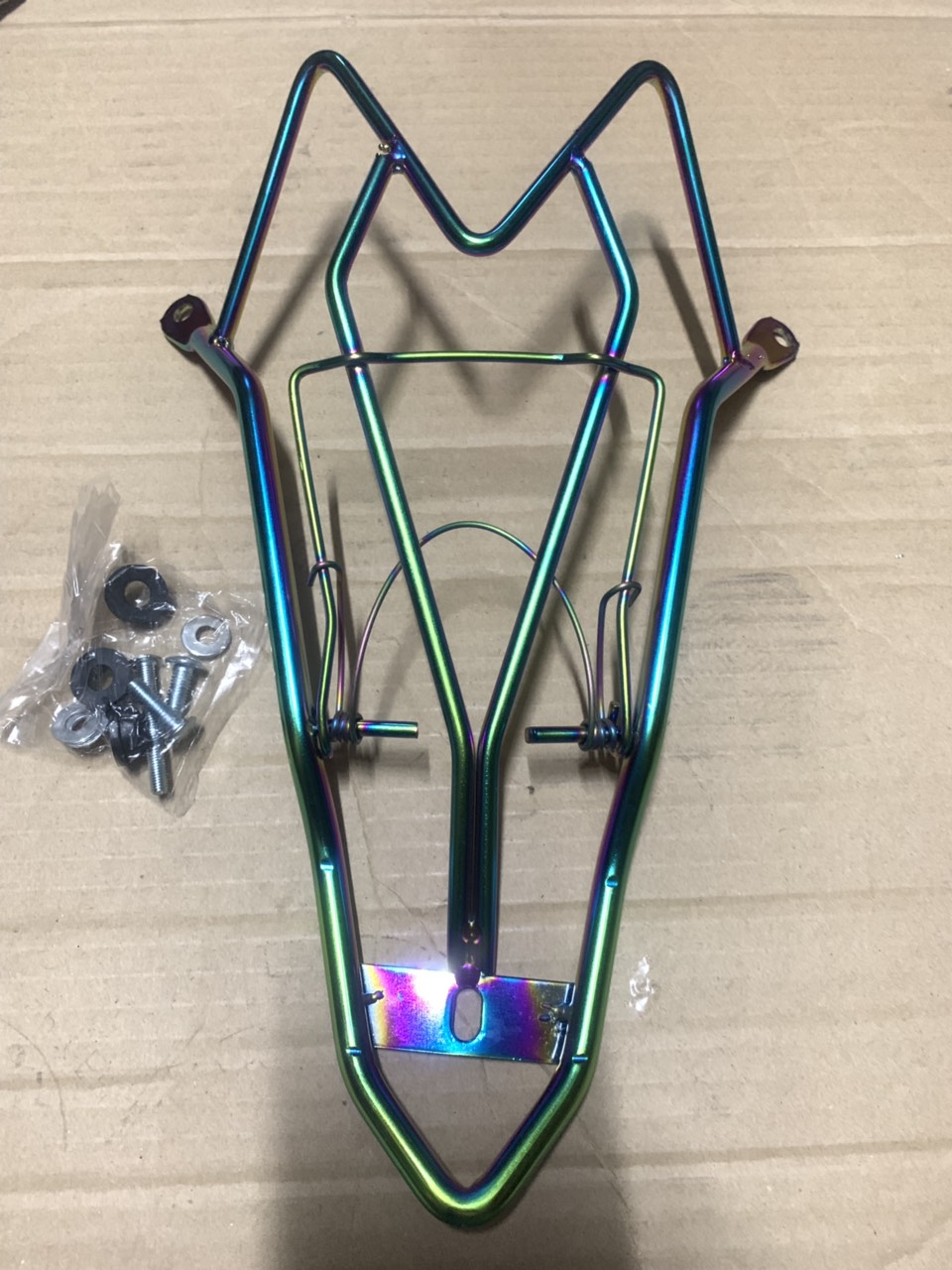 Ba ga giữa xe sonic 7 màu