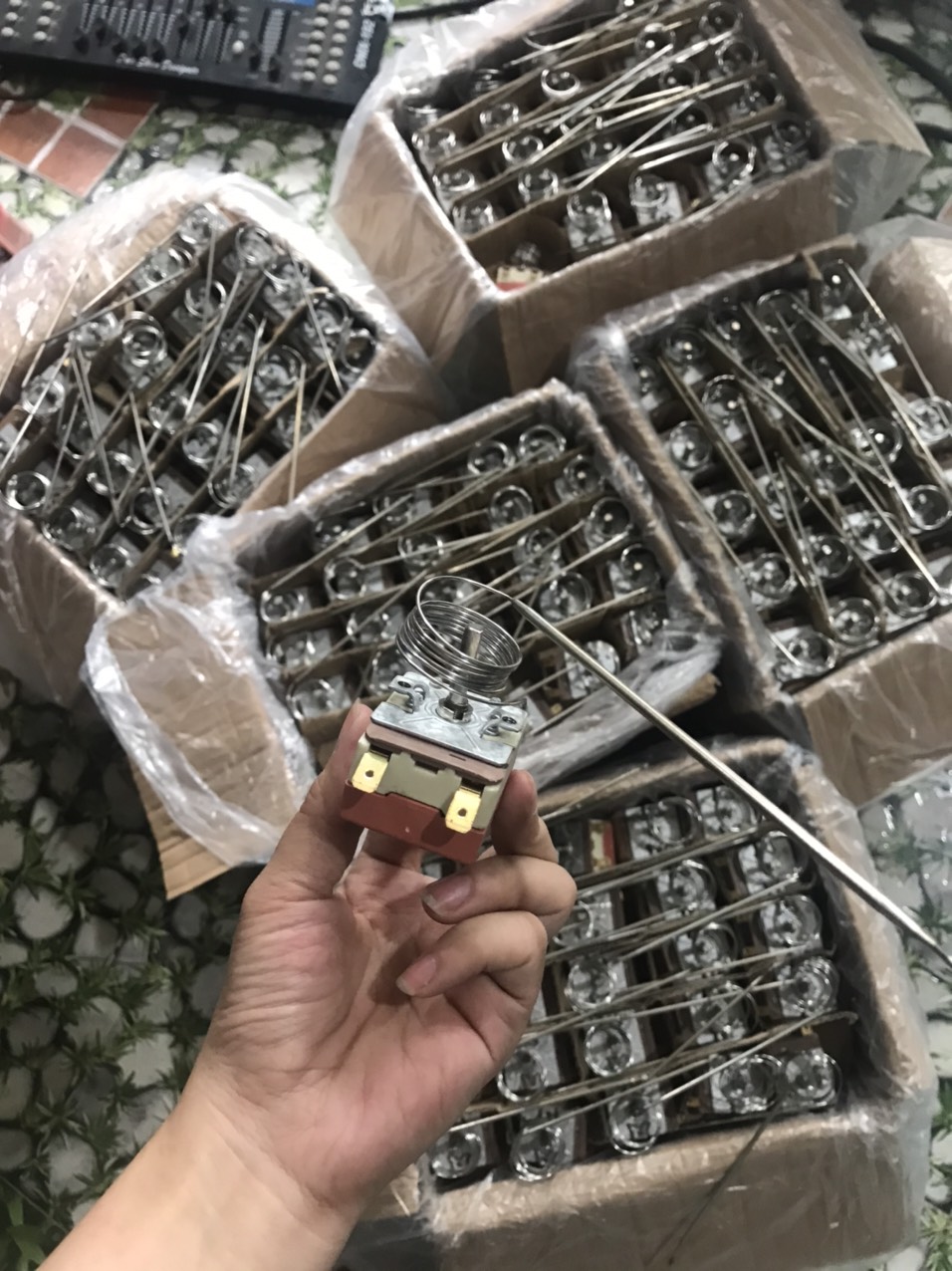 Rơ Le Nhiệt Máy Khói