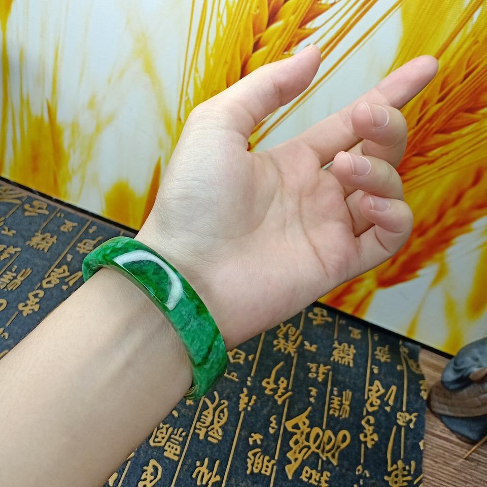 vòng tay đá cẩm thạch bản vuông