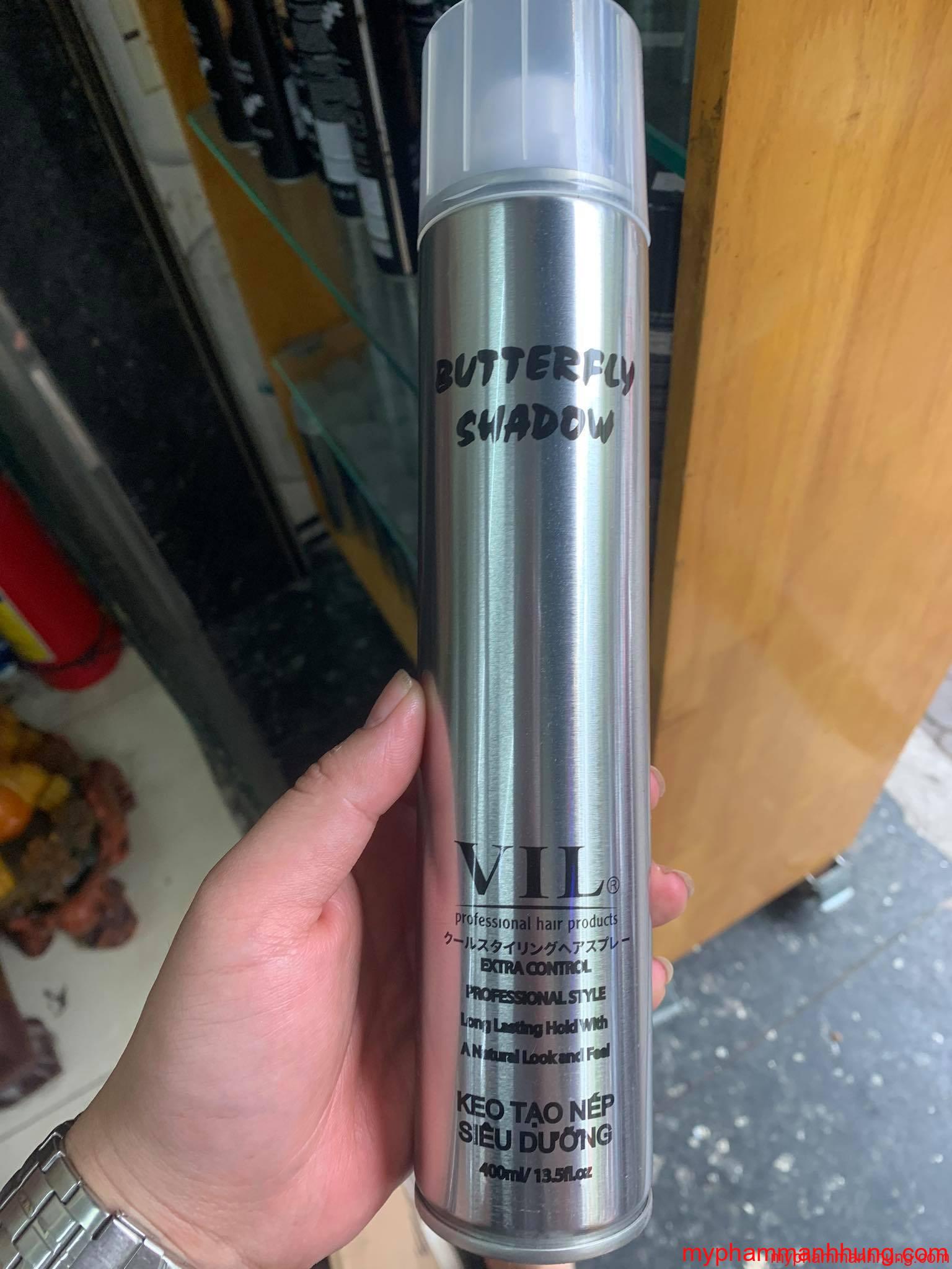 xịt gôm mềm thương hiệu VIL 400ml