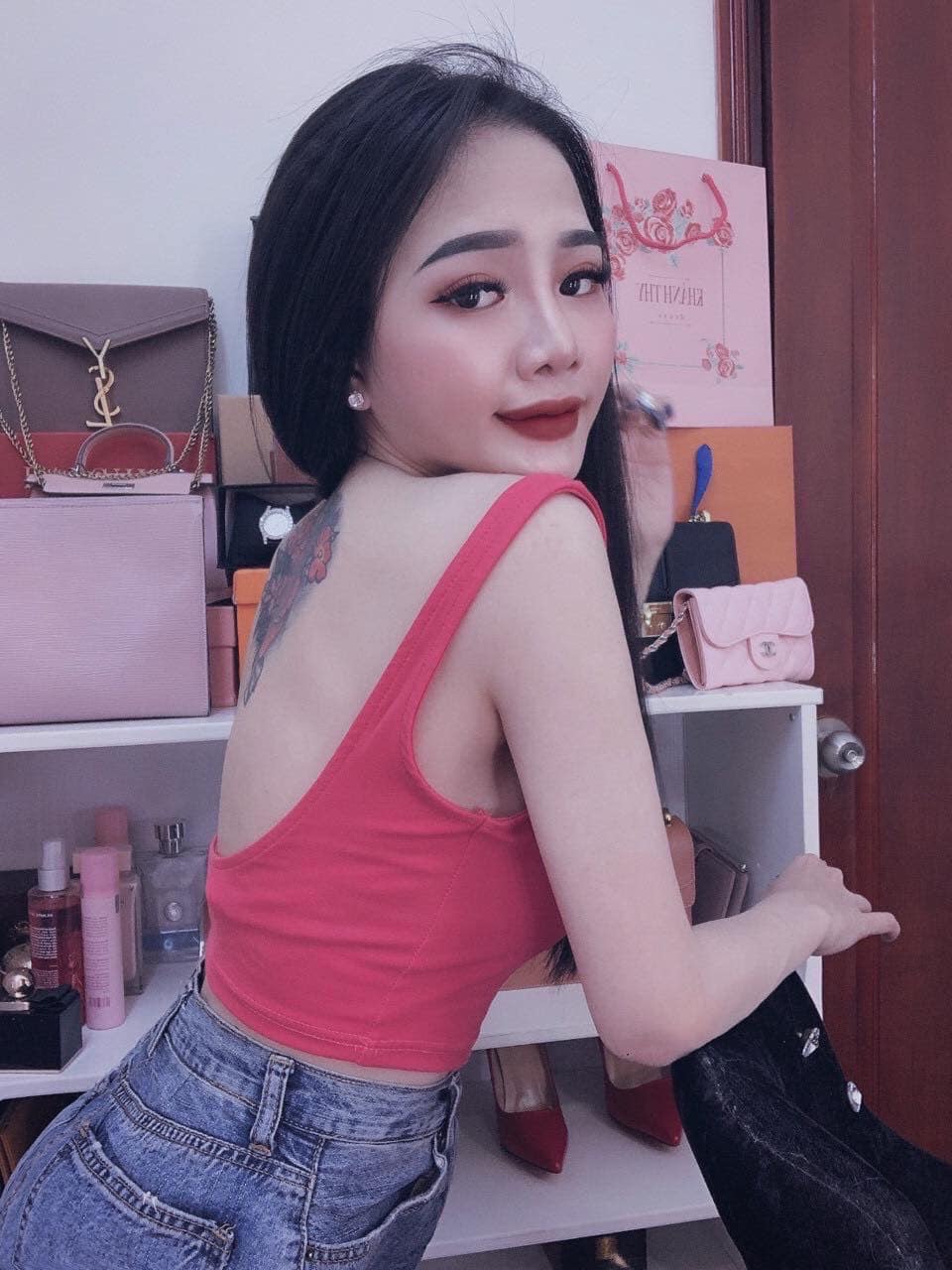 Áo 2 dây croptop hở lưng xinh xinh siêu hot