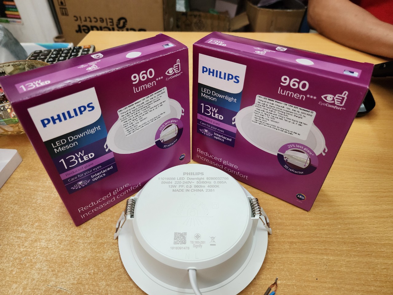 Đèn led âm trần Philips IO 7w lỗ khoét D90