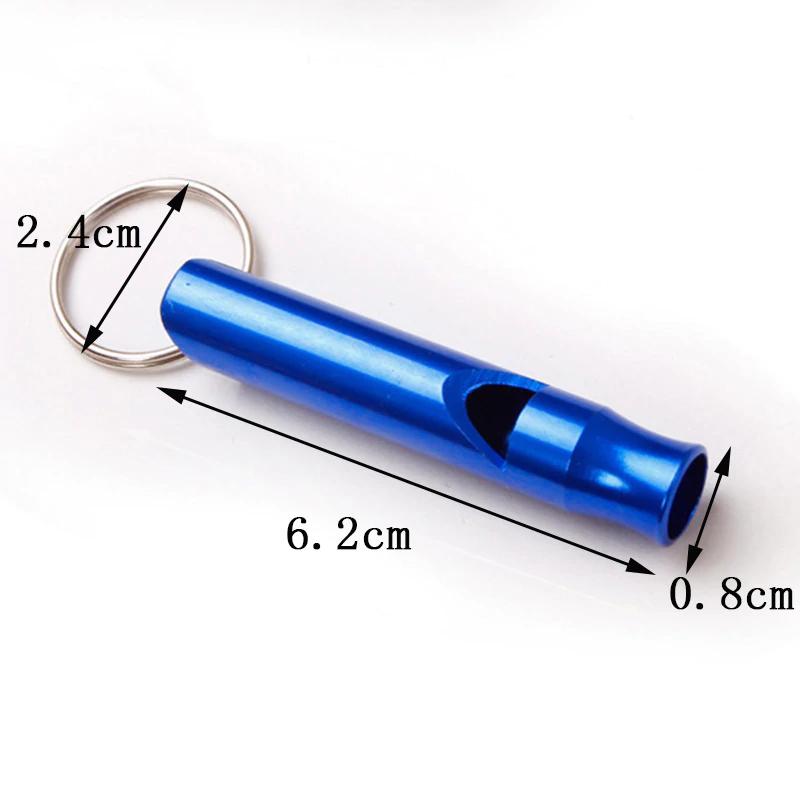 1 Móc khóa còi thổi (màu ngẫu nhiên)