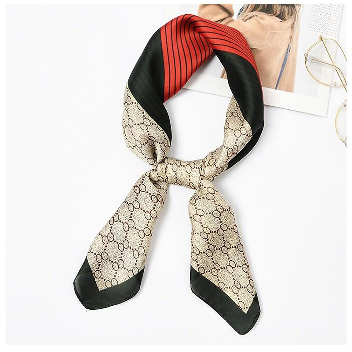 Khăn lụa gucci