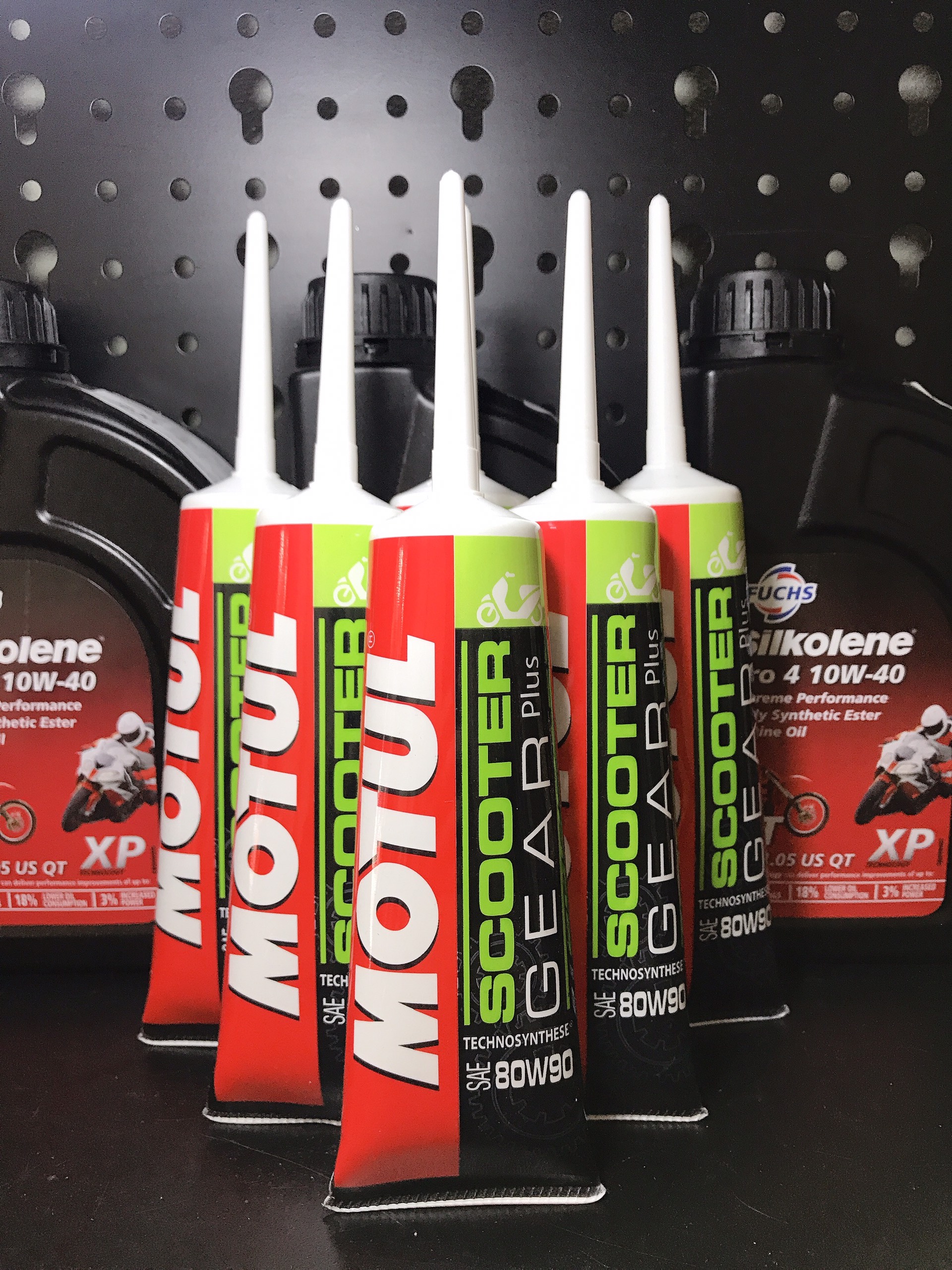Dầu hộp số nhớt lap motul gear plus 80W90 120ml