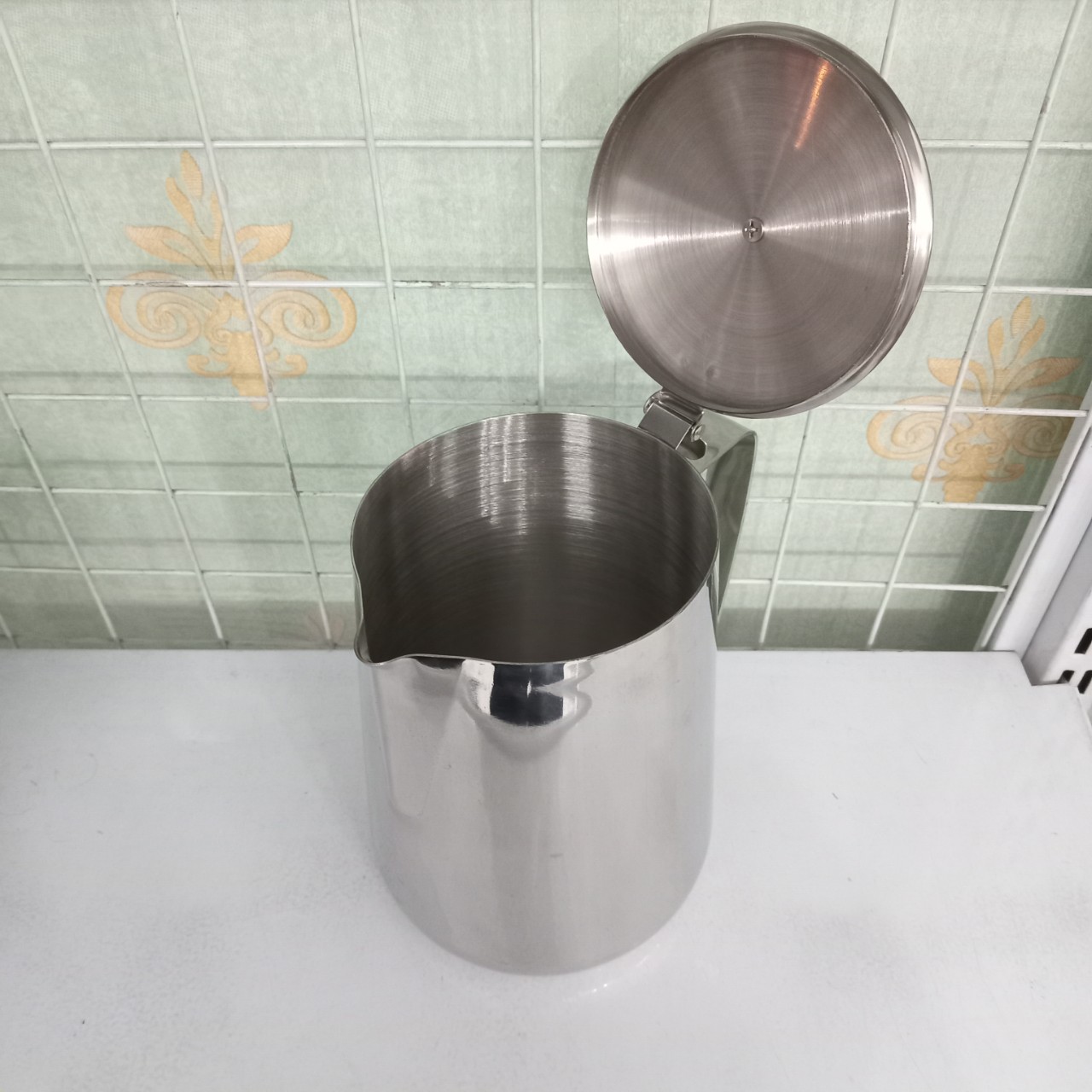 Ca inox 2L có nắp