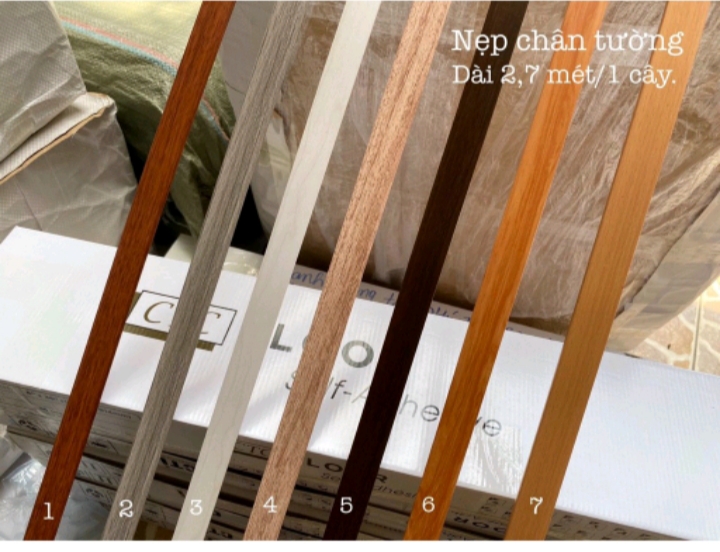 NẸP KẾT THÚC SÀN NHỰA GIẢ GỖ ( 2,7m )