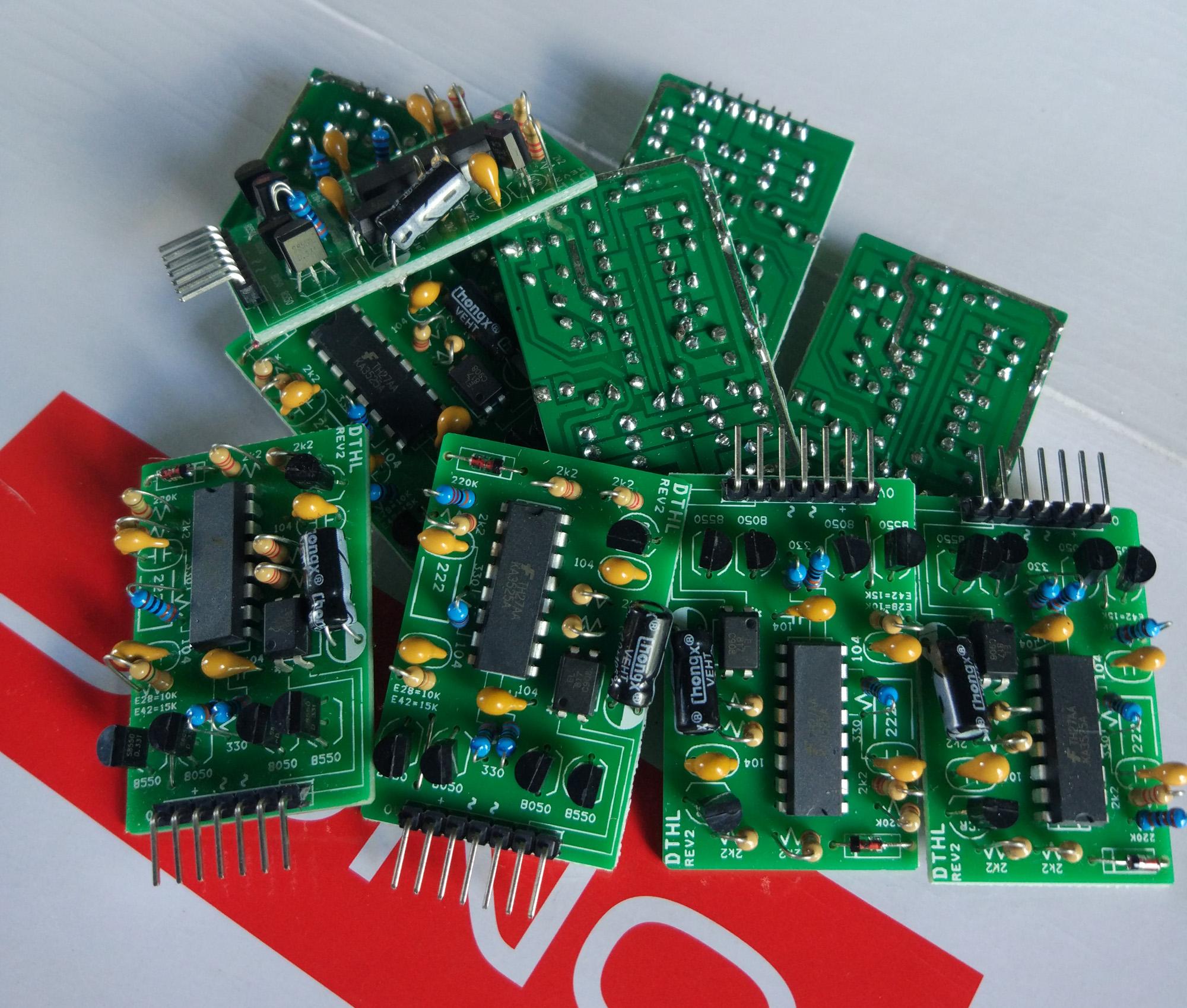 2 BO DAO ĐỘNG 3525 CÓ TRANS ĐỆM