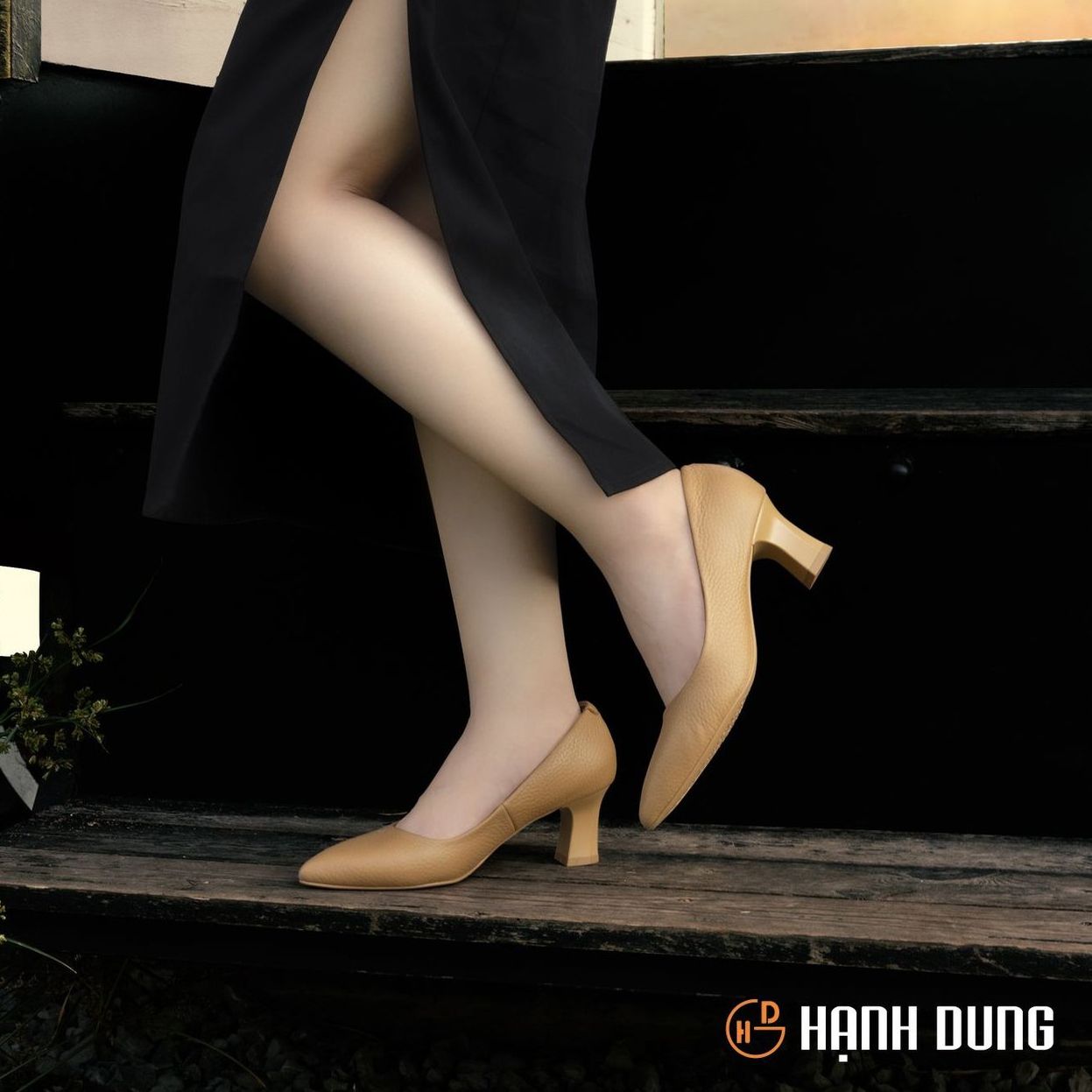 HCM Giày Bít Cao Gót Hạnh Dung HD04861AD ( Màu Nâu - Đen - Kem )