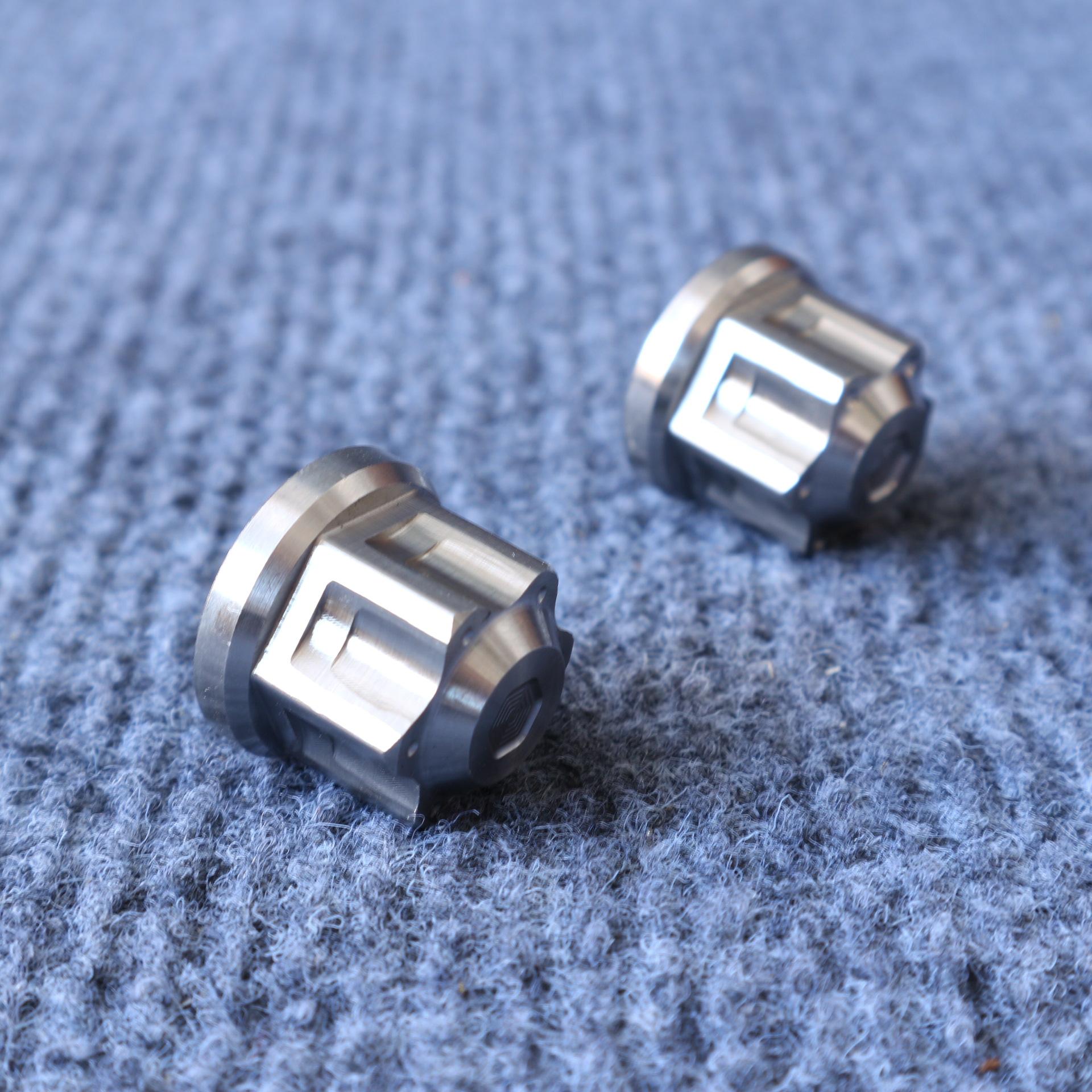 [LÓA MẮT] BỘ 2 CON ỐC TÁN INOX GẮN CỐT XE SIÊU SÁNG (2 CON ỐC TÁN 12LY)