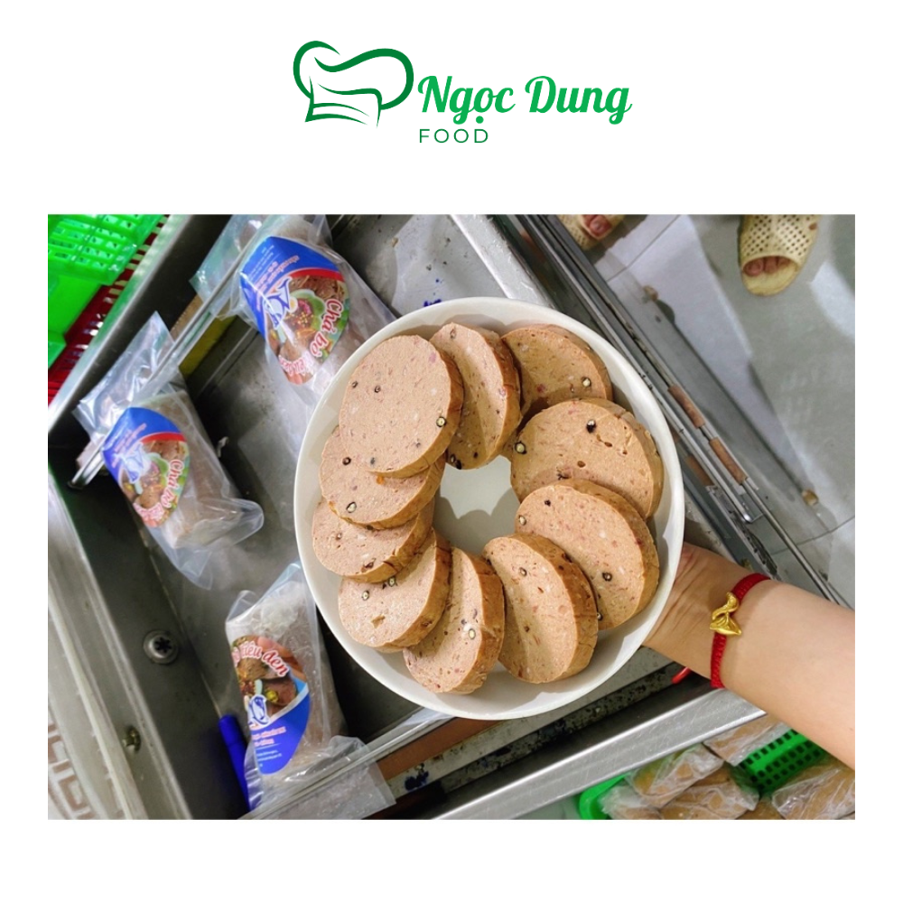 CHẢ BÒ TIÊU ĐEN Đòn 500gr (giao tphcm)