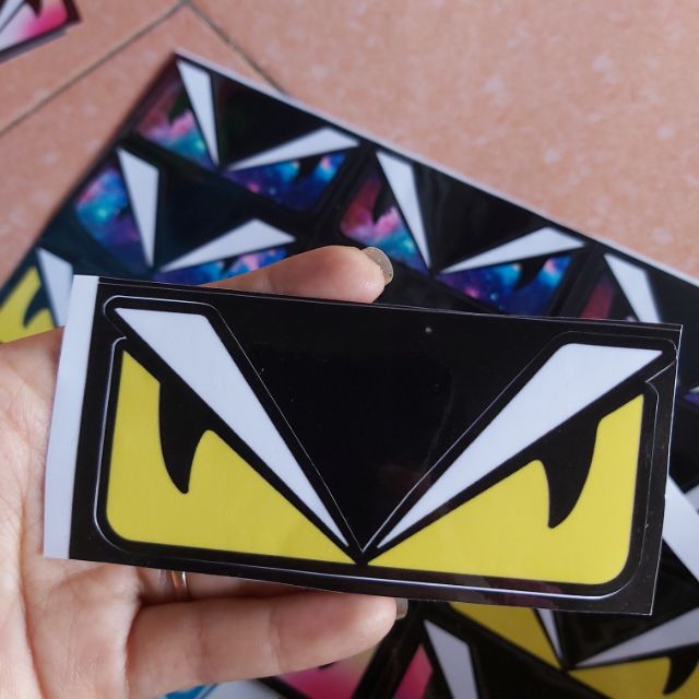 Combo 2 Tem Sticker Con Mắt Ngang Fendi Màu Vàng Dán Xe, Nón ,Điện Thoại Giá Rẻ #2