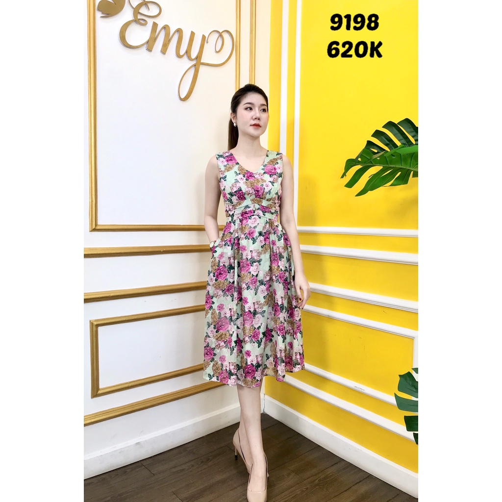 Đầm EMY EM9198 Cổ V Sát Nách