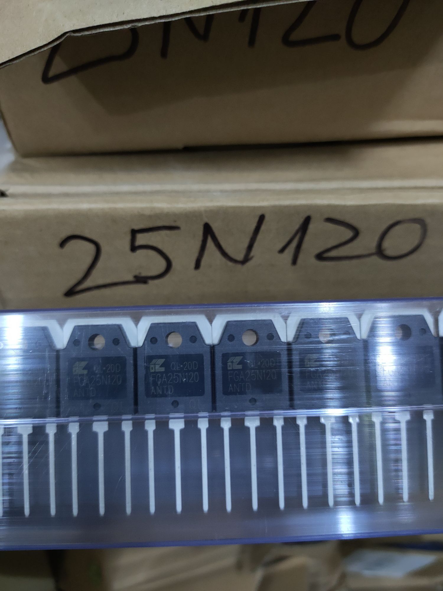 5 con sò bếp từ 25N120