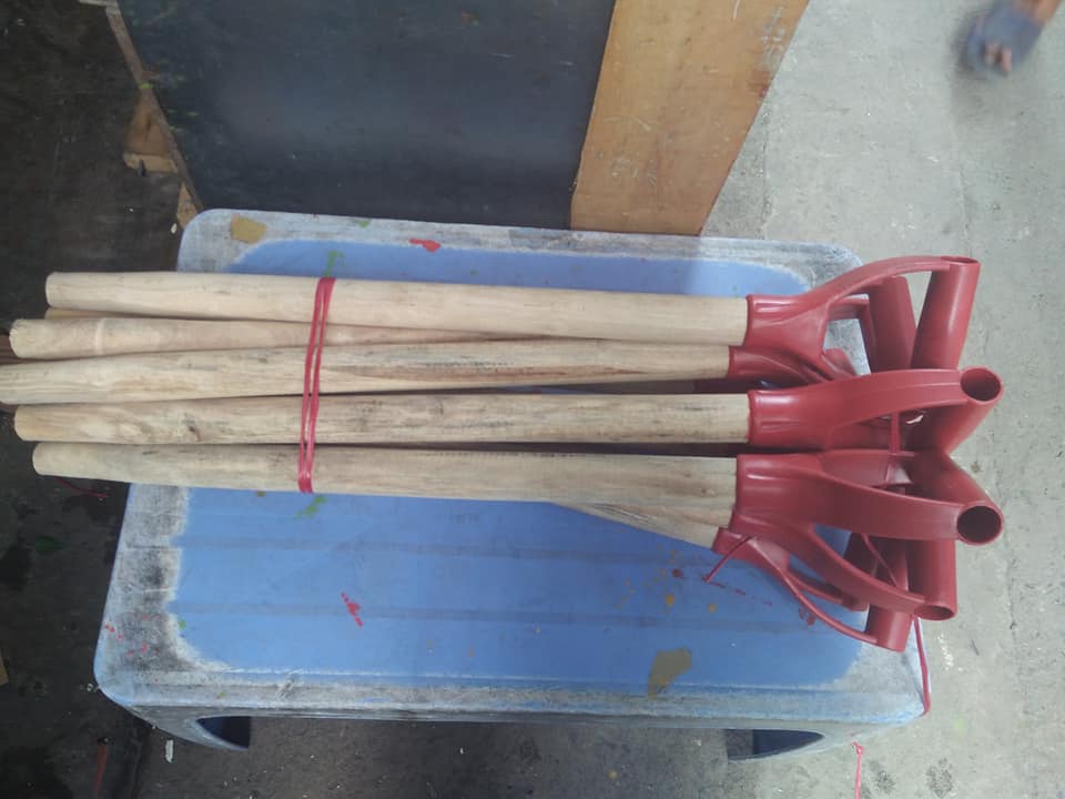 Combo 2 Cây Cán  xẻng làm vườn