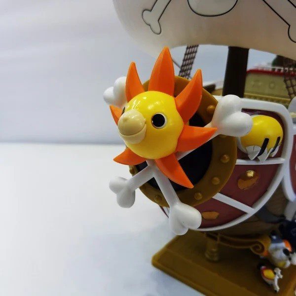 Mô Hình Lăp Ráp Tàu ONE PIECE - THOUSAND SUNNY - CAO CẤP [Hộp Đẹp]