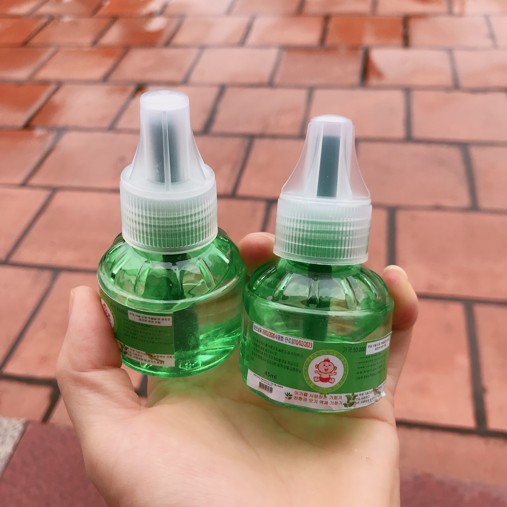 Combo 10 lọ tinh dầu đuổi muỗi Hàn Quốc.