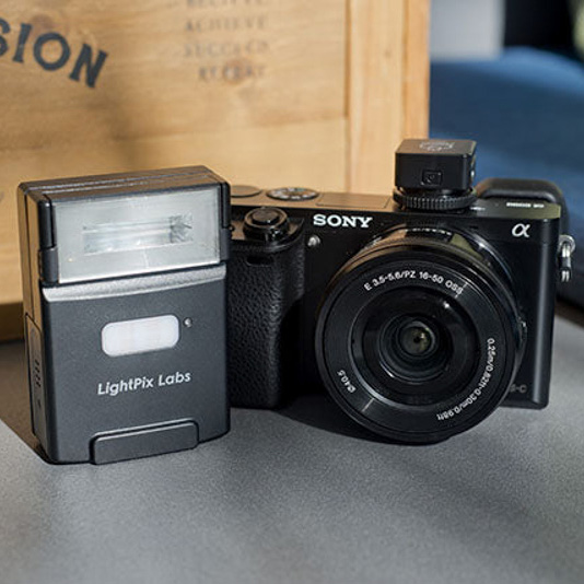 [FreeshipMAX] Đèn lightpix Flash QX20 - Chính Hãng