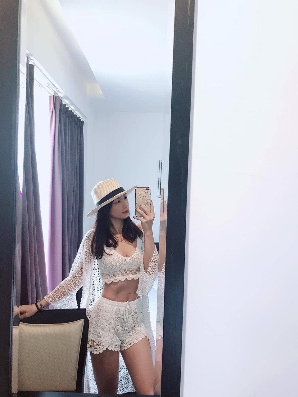 Bikini len móc đi biển HNH siêu hot